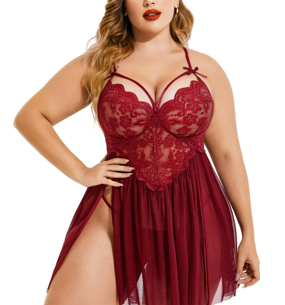 Glamour in Maroon Plus-Size Lingerie Set