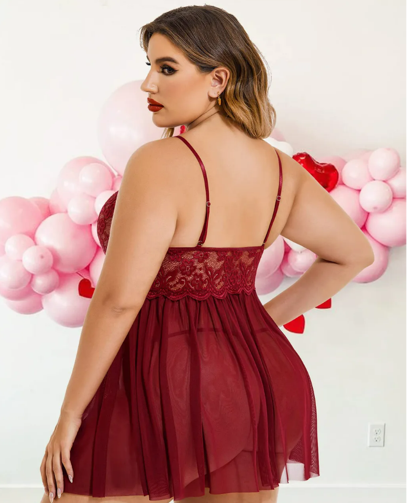 Glamorous maroon plus-size lingerie set for women – lace bralette and brief