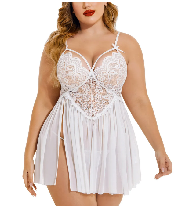 Glamour in Maroon Plus-Size Lingerie Set