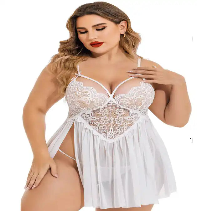 Glamour in Maroon Plus-Size Lingerie Set
